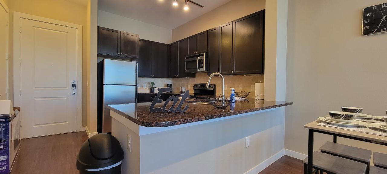 Luxury 1Br Condo Wbalcony - Galleriariver Oak Houston Dış mekan fotoğraf