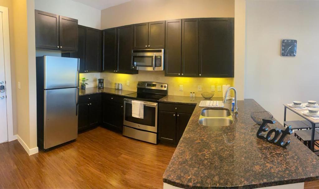 Luxury 1Br Condo Wbalcony - Galleriariver Oak Houston Dış mekan fotoğraf